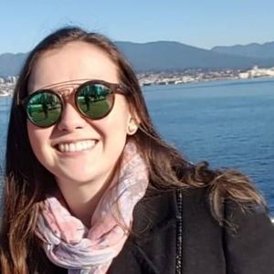 Meet your Posher, Carolina